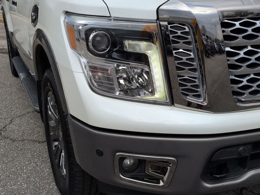 Thumbnail: 2017 Nissan Titan - 11
