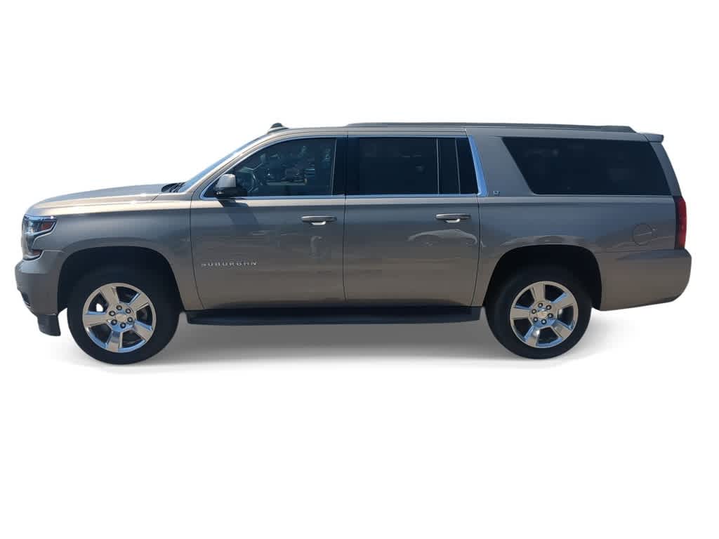 Thumbnail: 2017 Chevrolet Suburban - 5