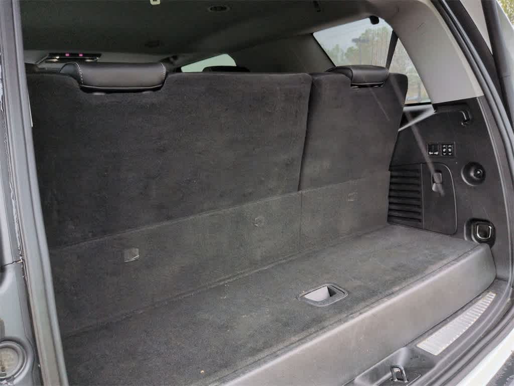 Thumbnail: 2019 Chevrolet Tahoe - 33