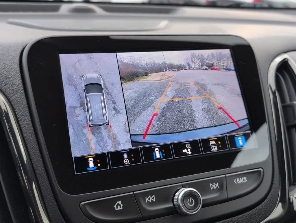 Thumbnail: 2022 Chevrolet Equinox - 30