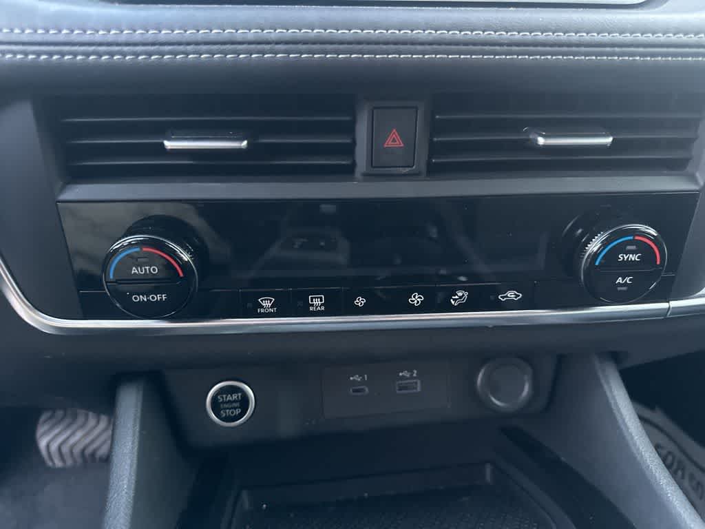 Thumbnail: 2023 Nissan Rogue - 12