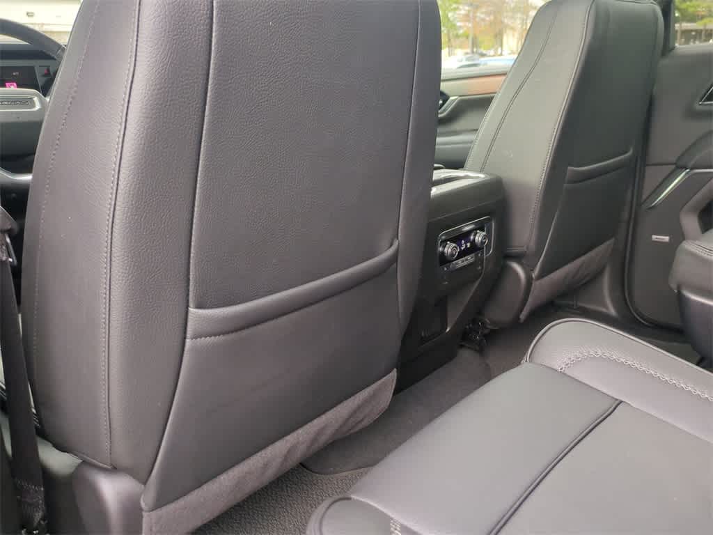 Thumbnail: 2025 GMC Yukon - 19