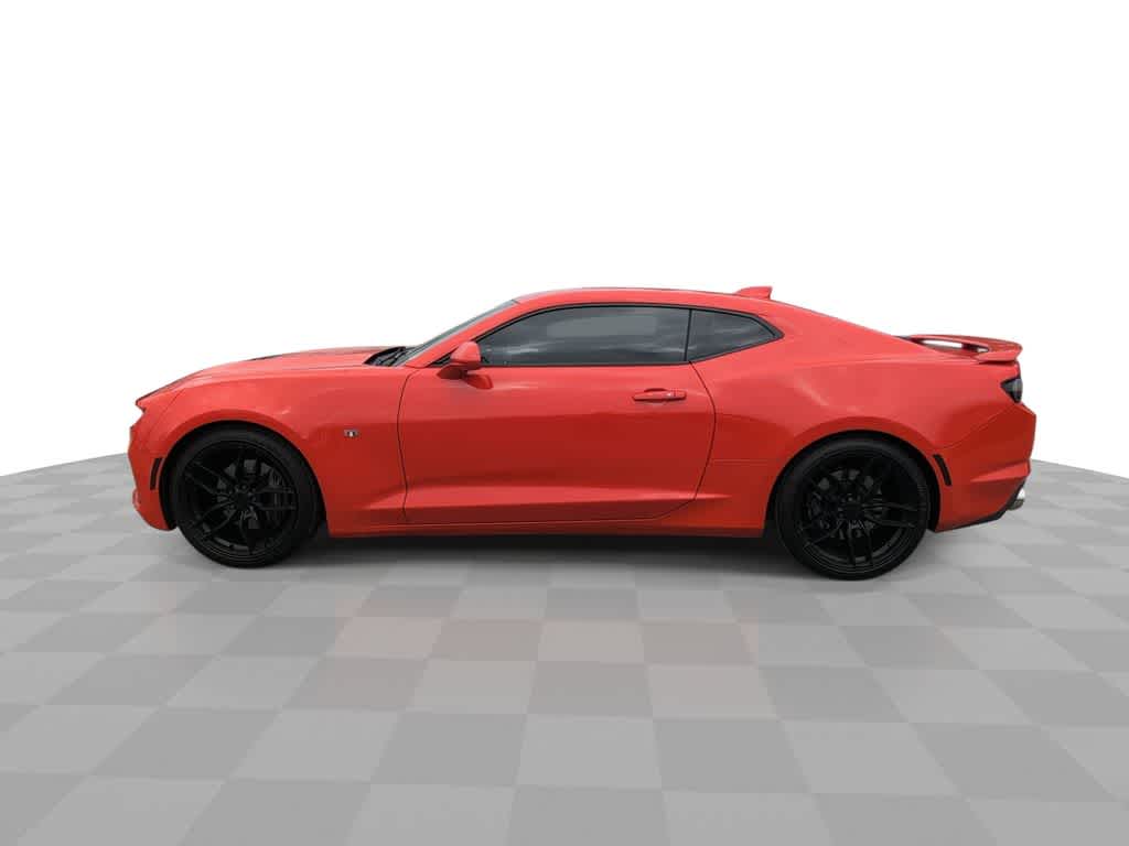 Thumbnail: 2019 Chevrolet Camaro - 5