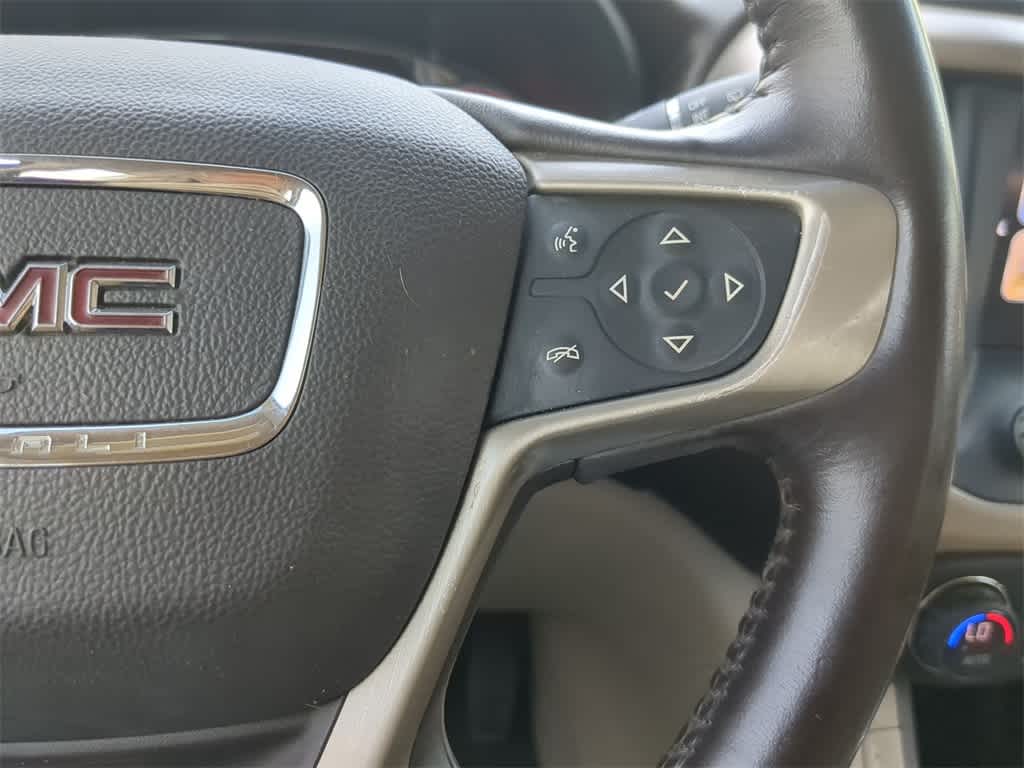 Thumbnail: 2017 GMC Acadia - 24