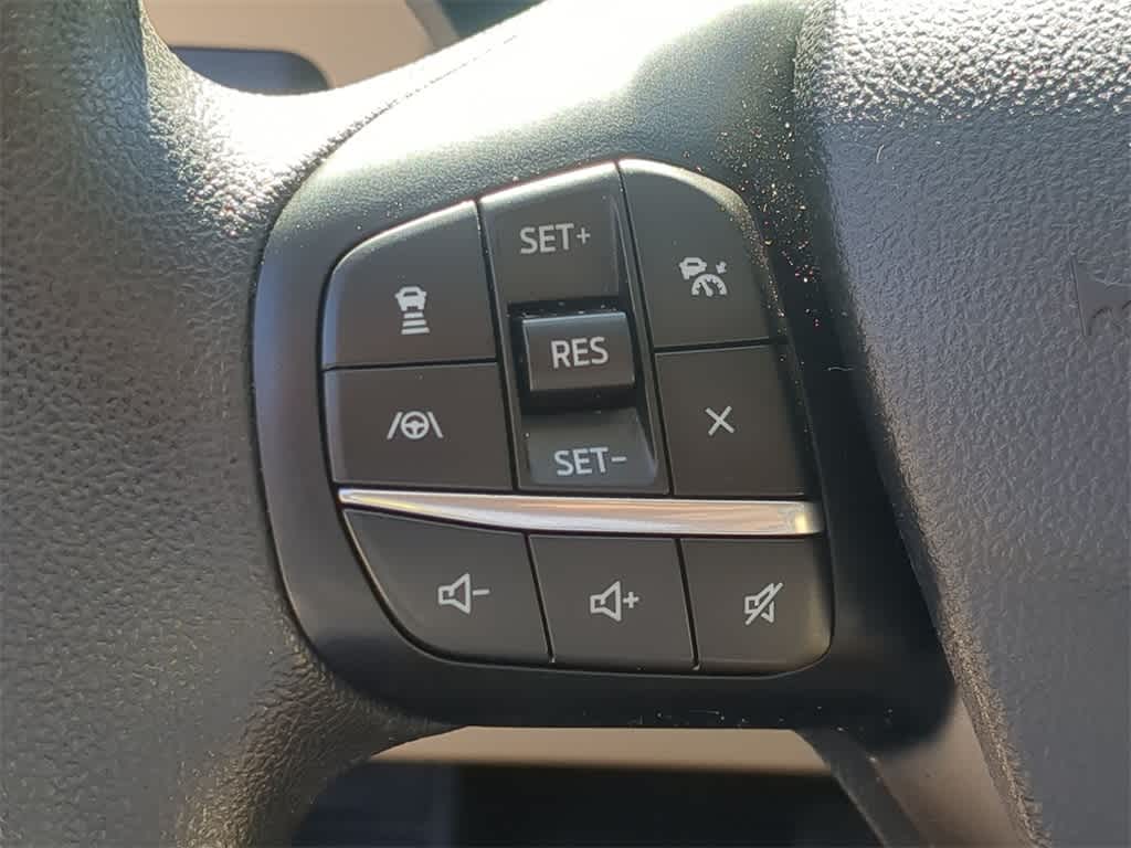 Thumbnail: 2022 Ford Escape - 22