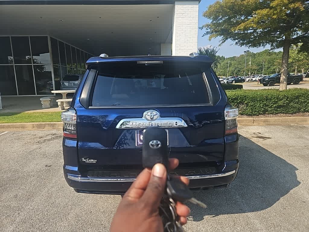 Thumbnail: 2021 Toyota 4Runner - 7