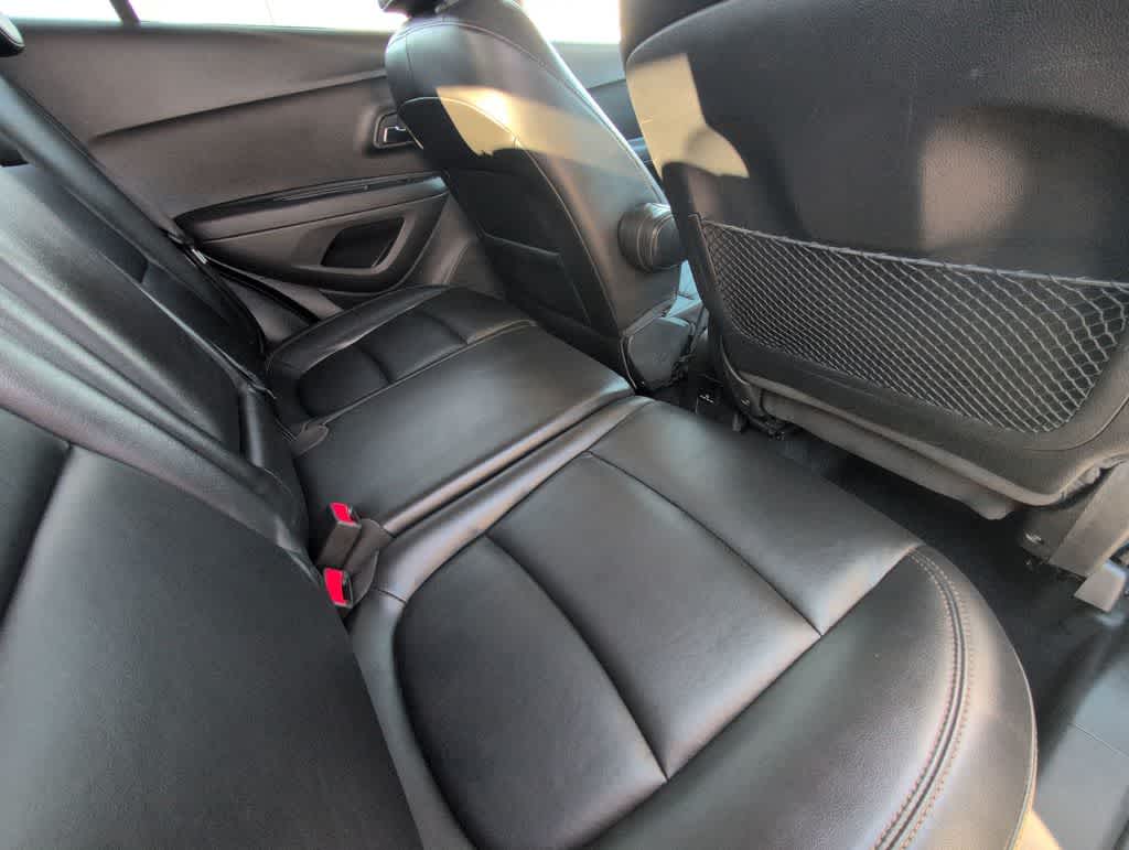 Thumbnail: 2017 Chevrolet Trax - 22