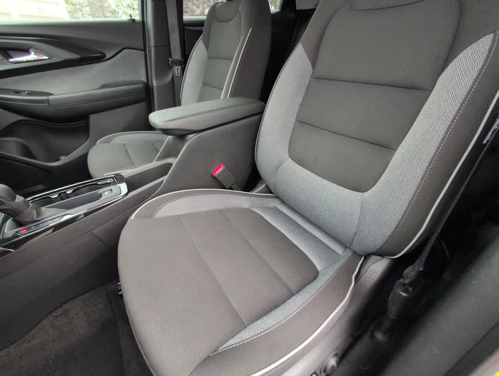 Thumbnail: 2023 Chevrolet TrailBlazer - 17