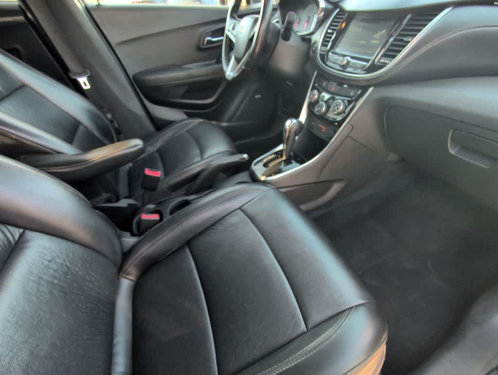 Thumbnail: 2017 Chevrolet Trax - 23