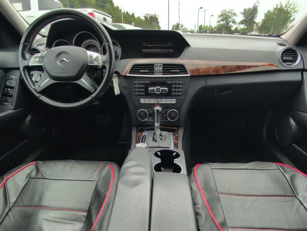 Thumbnail: 2013 Mercedes-Benz C-Class - 16