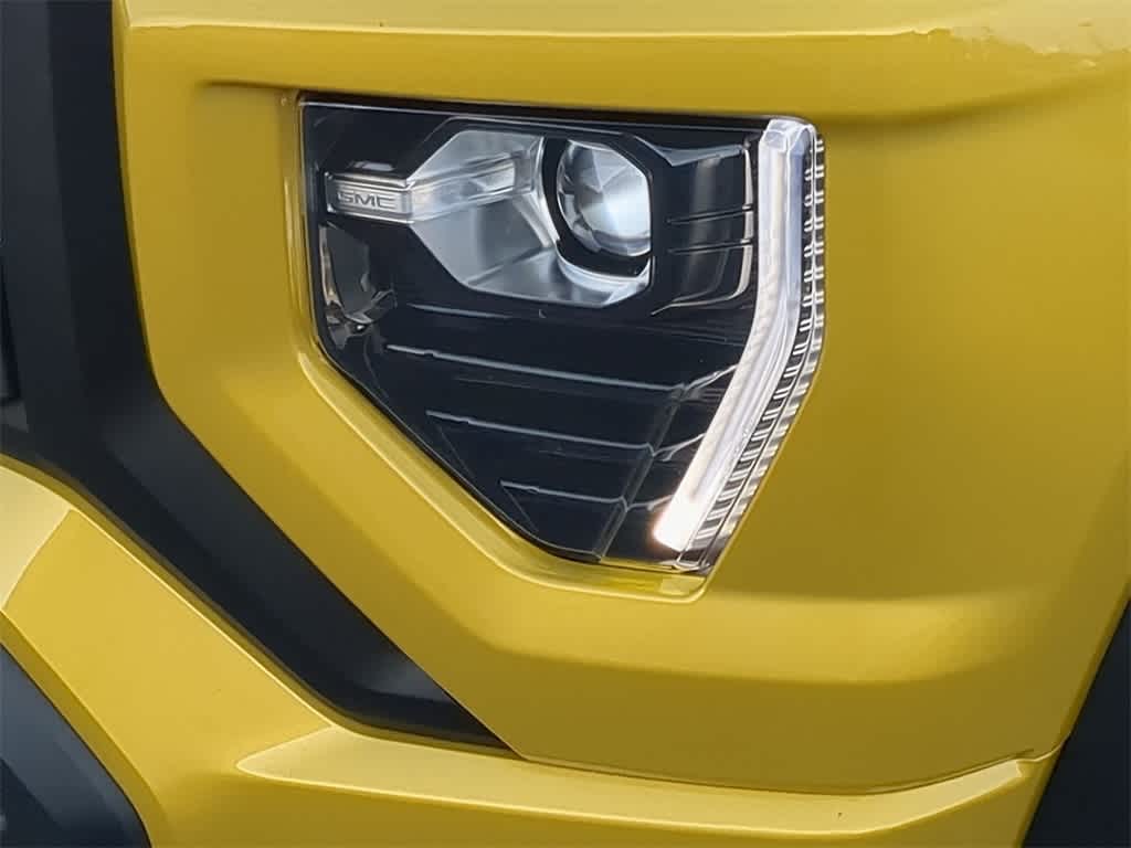 Thumbnail: 2023 GMC Canyon - 11