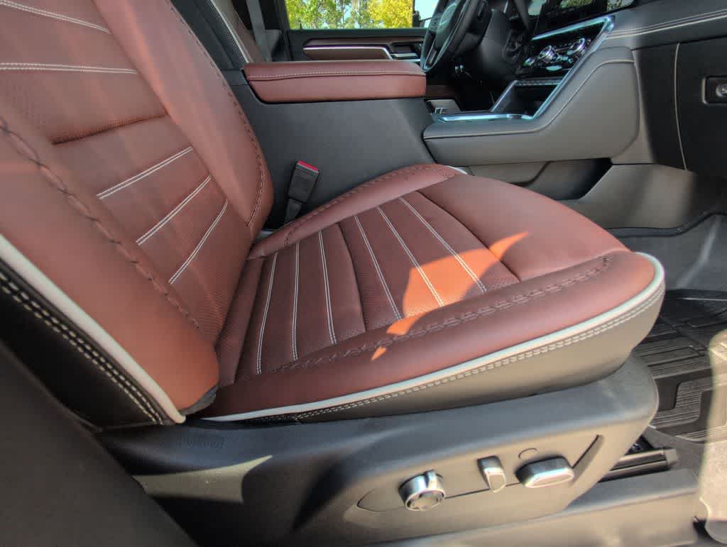 Thumbnail: 2026 GMC Sierra 2500 - 22