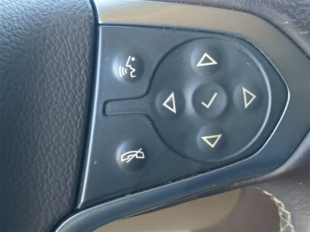 Thumbnail: 2017 Chevrolet Tahoe - 24