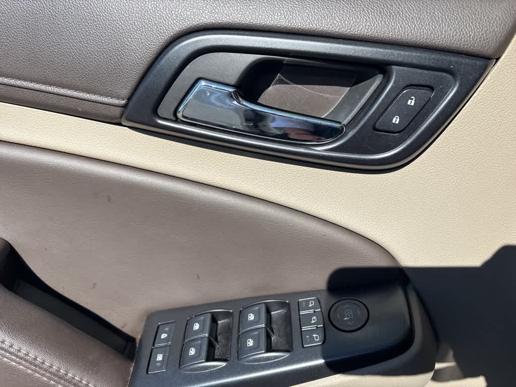 Thumbnail: 2018 Chevrolet Suburban - 19