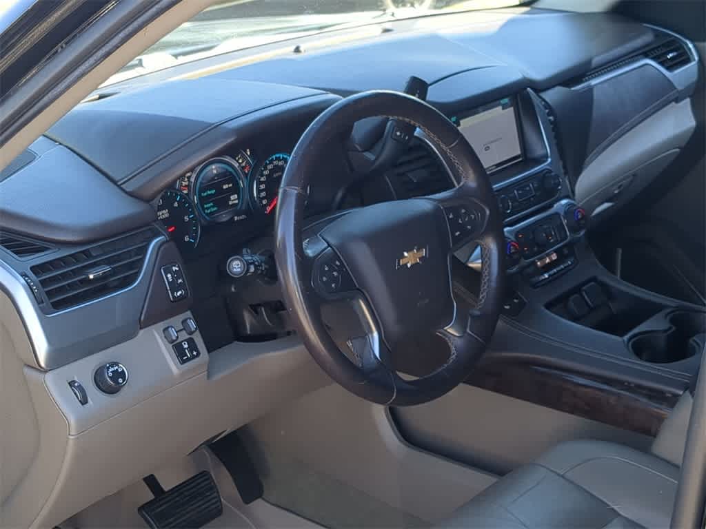 Thumbnail: 2017 Chevrolet Tahoe - 10