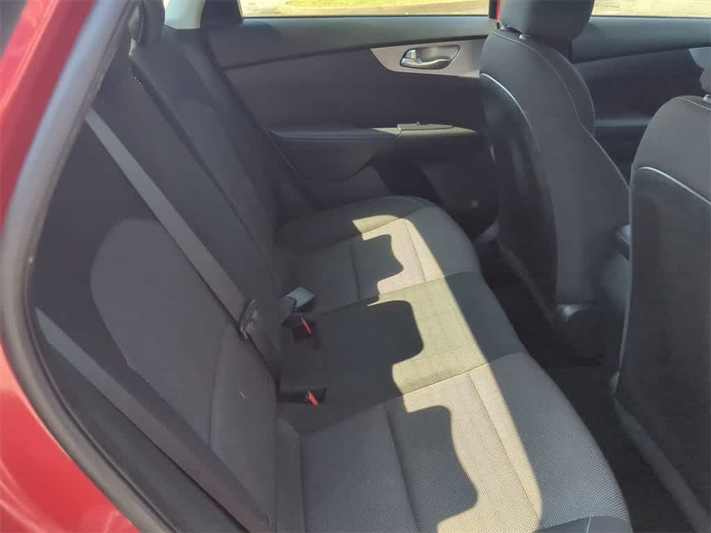 Thumbnail: 2023 Kia Forte - 19