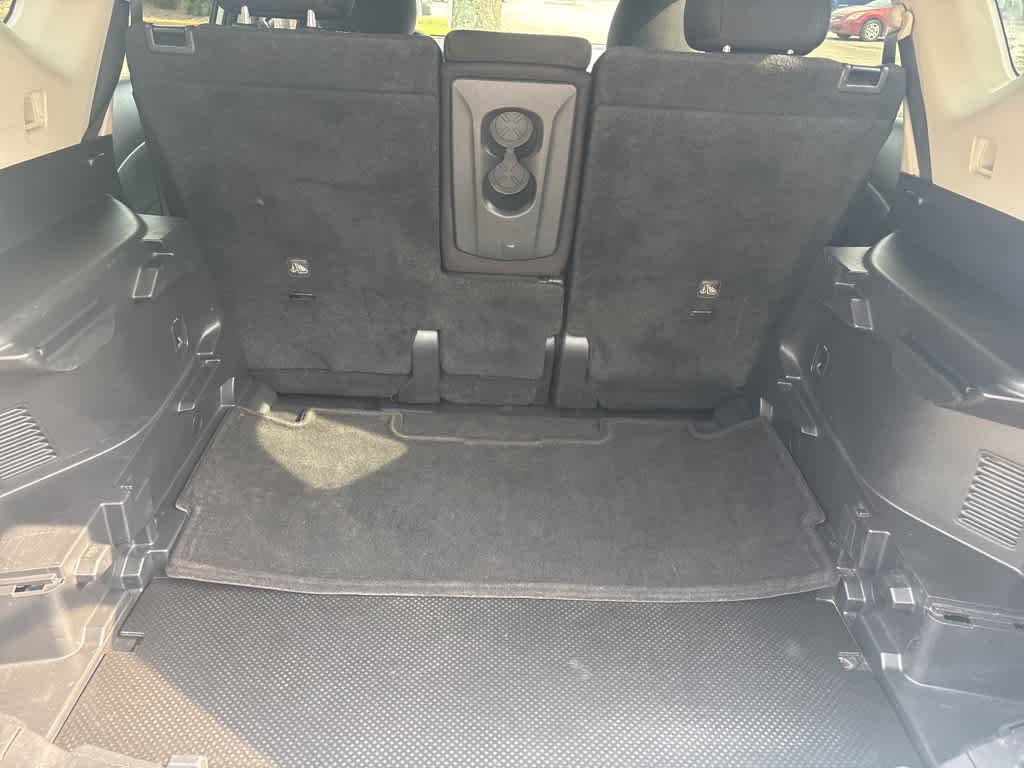 2018 Nissan Rogue SV 17