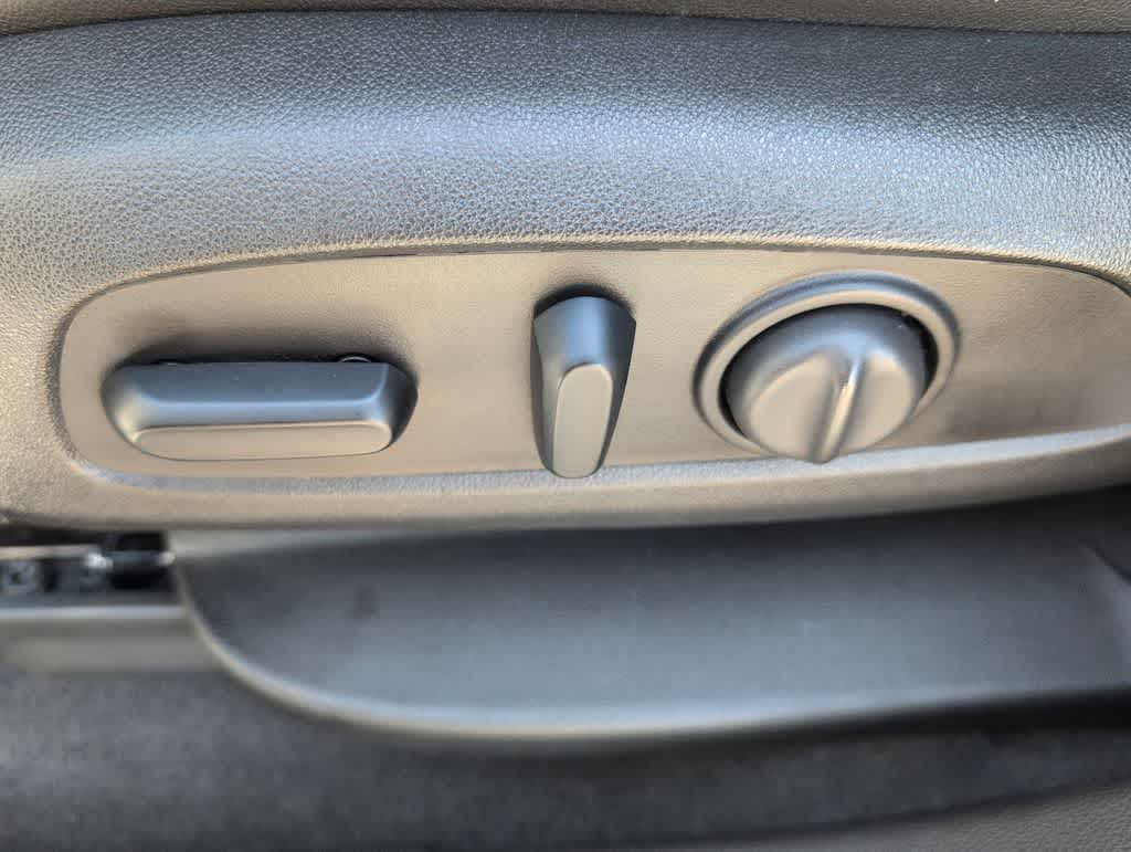 Thumbnail: 2021 Chevrolet Blazer - 17