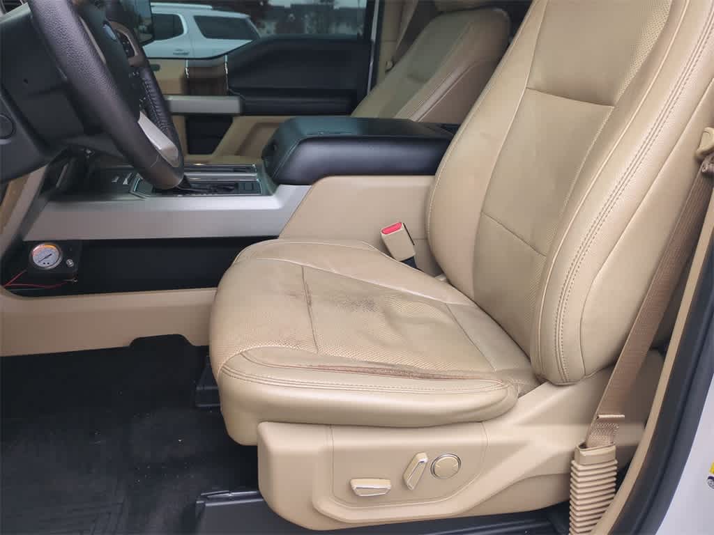 Thumbnail: 2016 Ford F-150 - 17