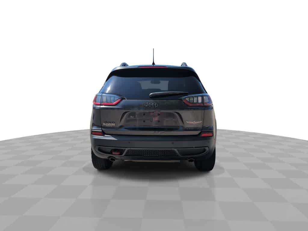 Thumbnail: 2019 Jeep Cherokee - 7