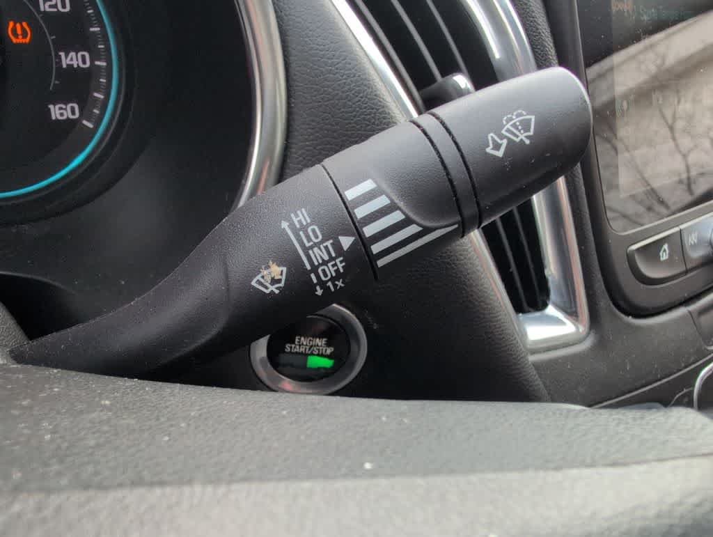 Thumbnail: 2016 Chevrolet Malibu - 27