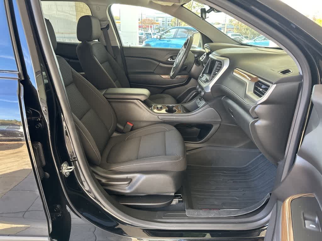 Thumbnail: 2023 GMC Acadia - 14