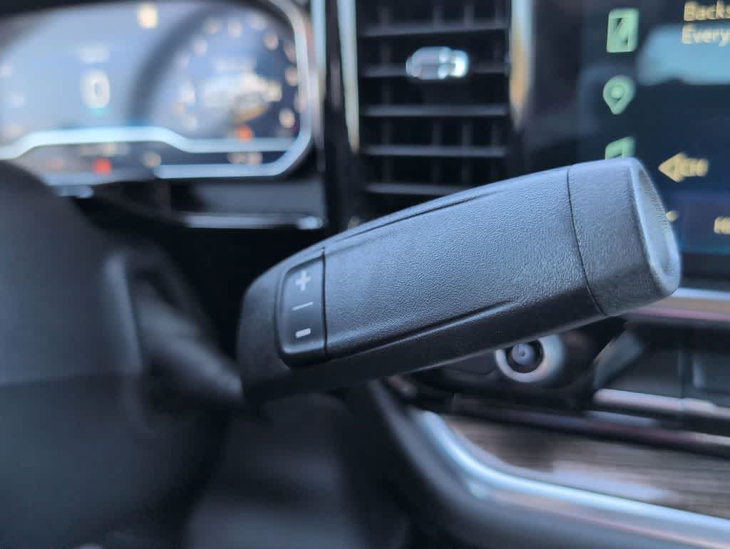 Thumbnail: 2022 Chevrolet Silverado 1500 - 32