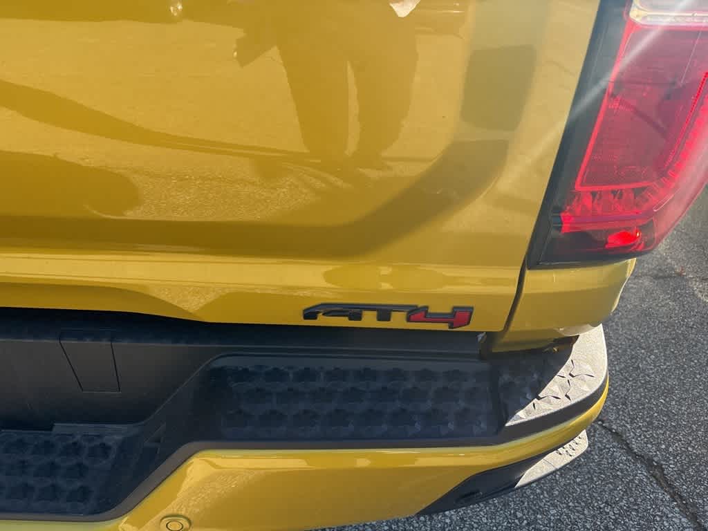 Thumbnail: 2023 GMC Canyon - 13