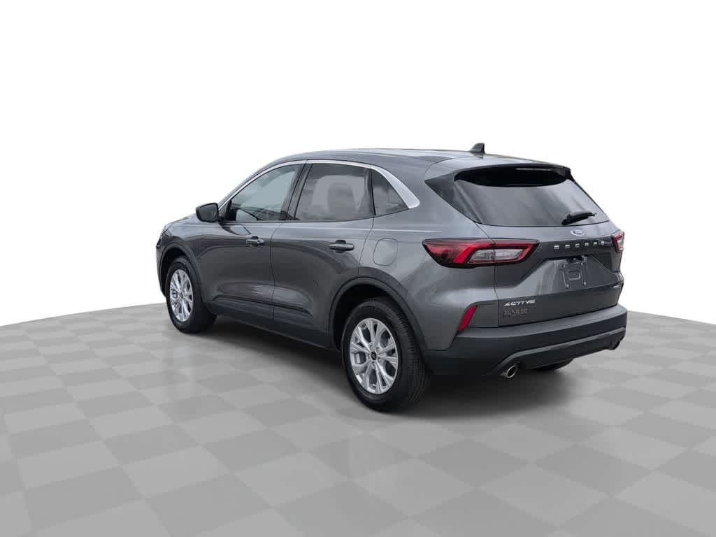 Thumbnail: 2023 Ford Escape - 6