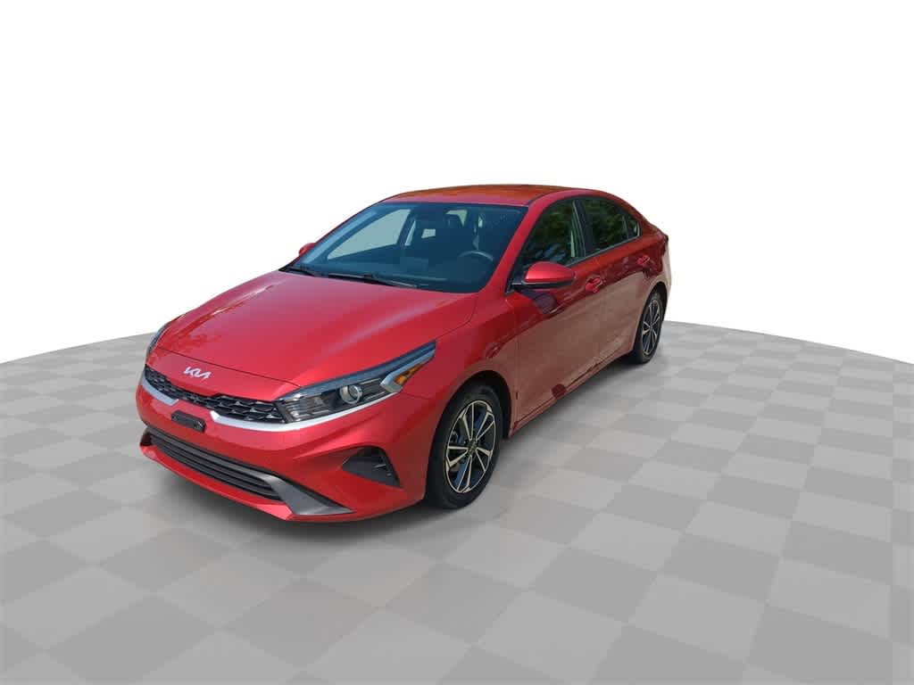 Thumbnail: 2023 Kia Forte - 4