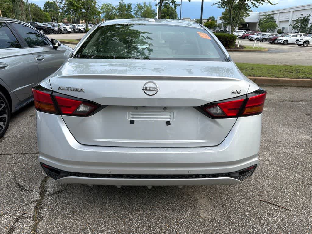 Thumbnail: 2023 Nissan Altima - 4
