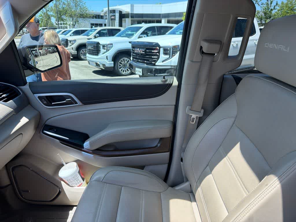 Thumbnail: 2019 GMC Yukon - 10