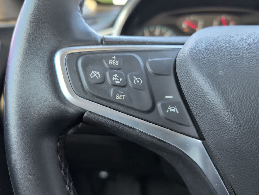 Thumbnail: 2023 Chevrolet Malibu - 23