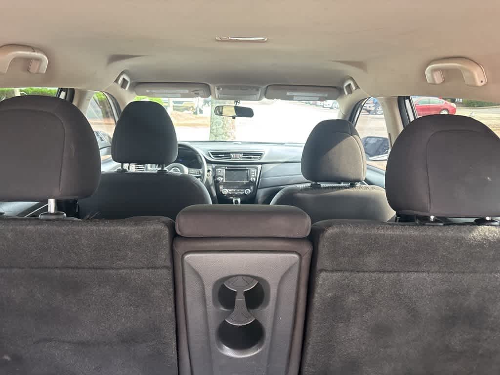 2018 Nissan Rogue SV 18