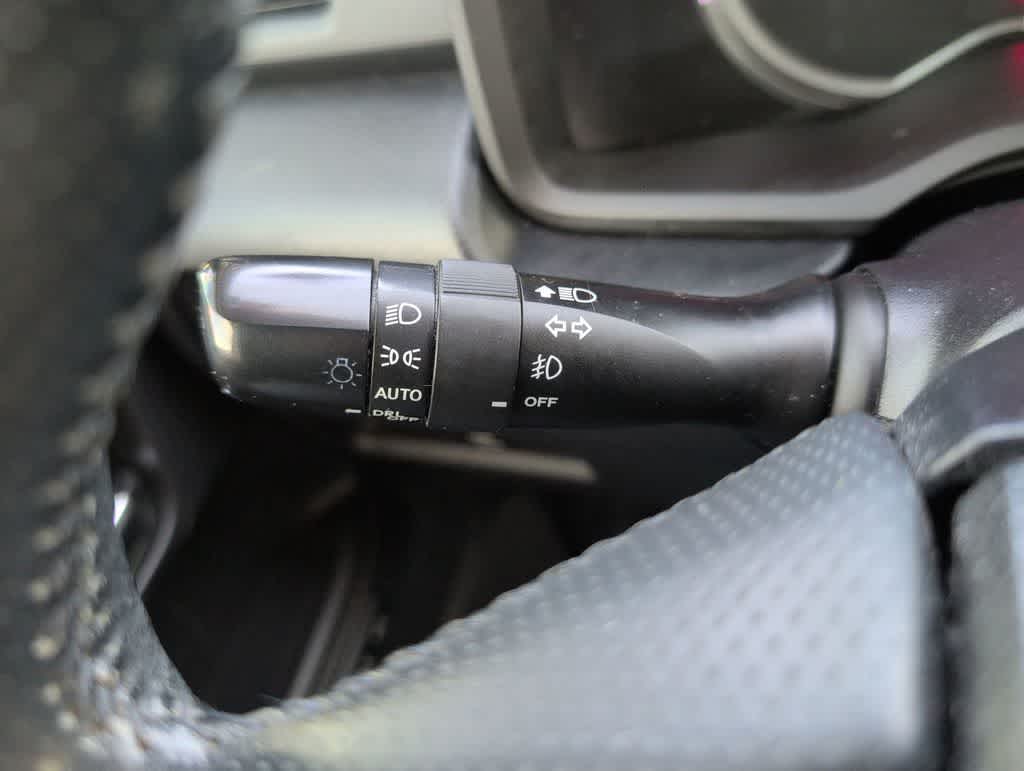 Thumbnail: 2015 Toyota 4Runner - 28