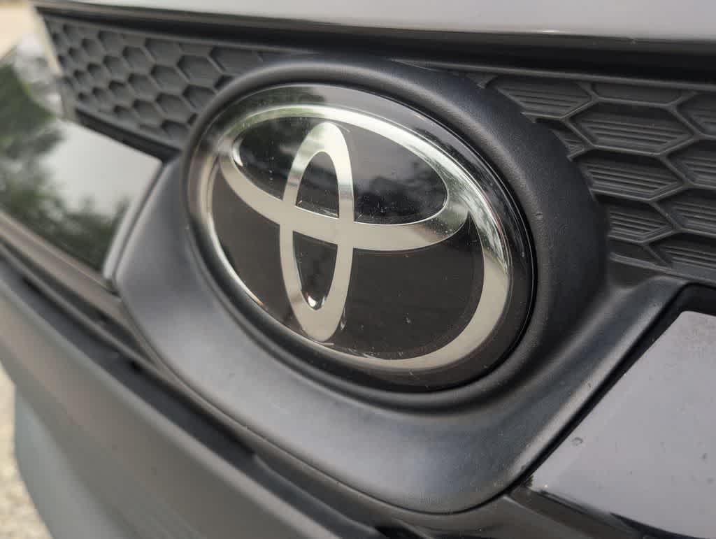 Thumbnail: 2023 Toyota Corolla - 11