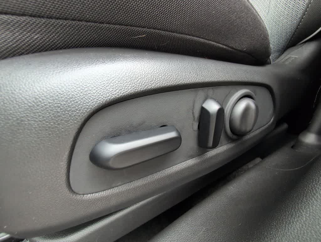 Thumbnail: 2023 Chevrolet TrailBlazer - 18