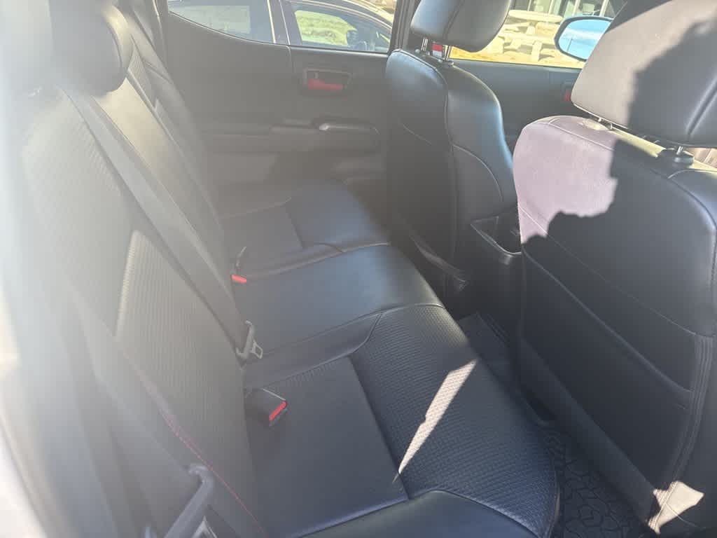 Thumbnail: 2022 Toyota Tacoma - 17