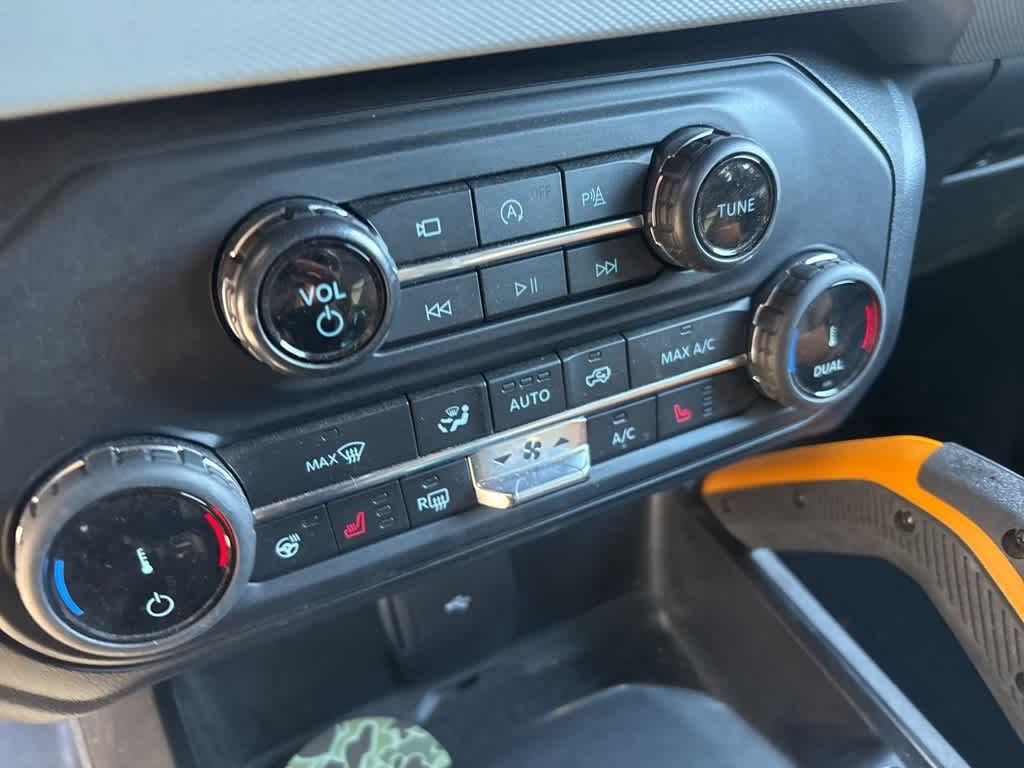 Thumbnail: 2022 Ford Bronco - 5