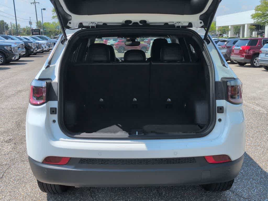 Thumbnail: 2025 Jeep Compass - 34