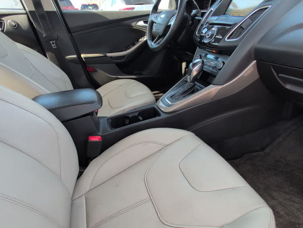 Thumbnail: 2018 Ford Focus - 23