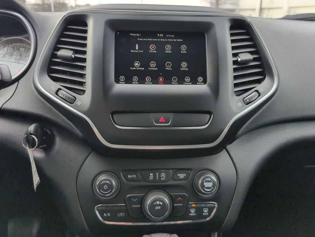 Thumbnail: 2019 Jeep Cherokee - 28