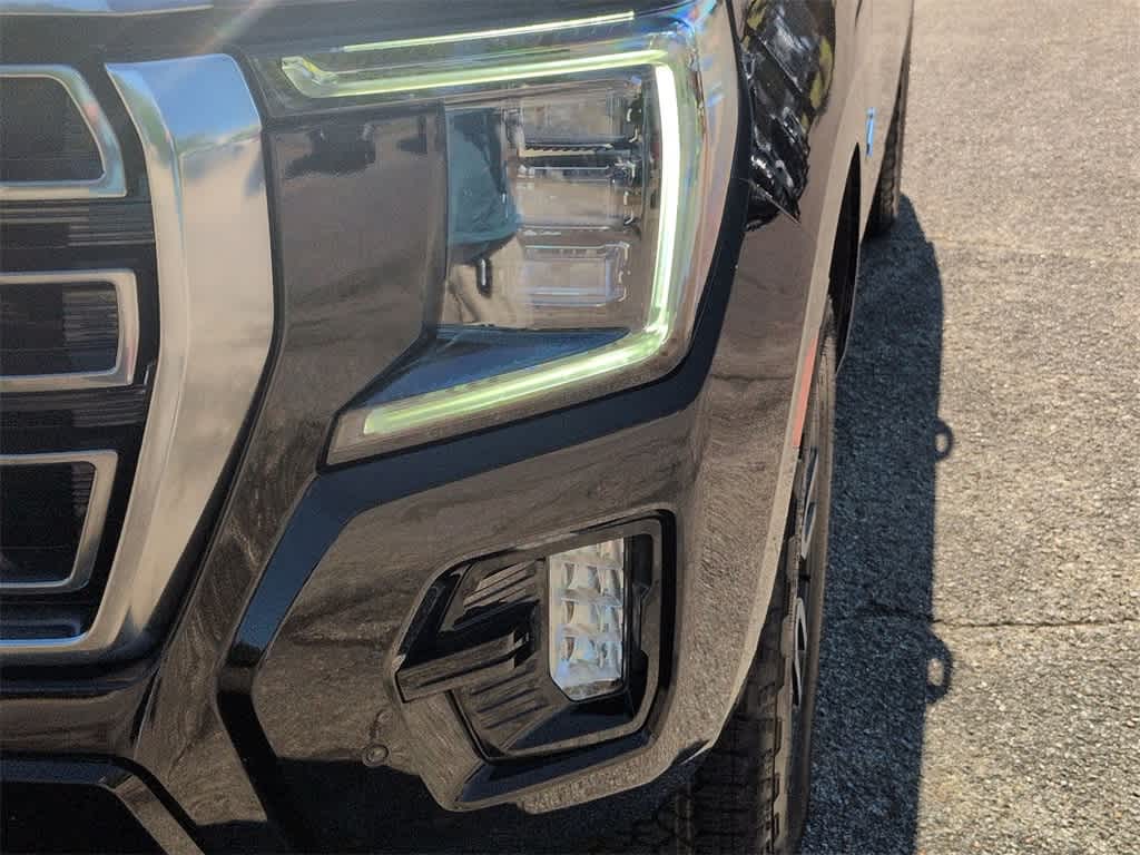 Thumbnail: 2024 GMC Yukon XL - 11