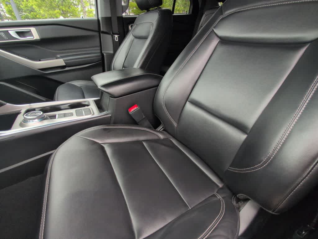 Thumbnail: 2023 Ford Explorer - 17