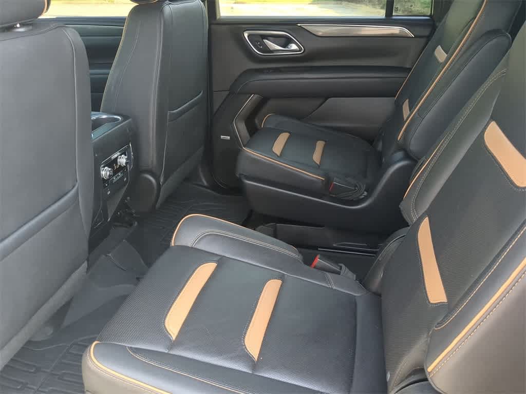 Thumbnail: 2023 GMC Yukon XL - 20