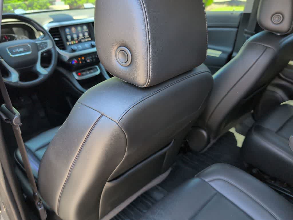Thumbnail: 2022 GMC Acadia - 19