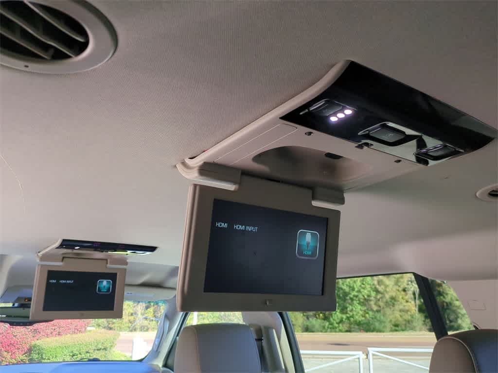 Thumbnail: 2018 Chevrolet Suburban - 38