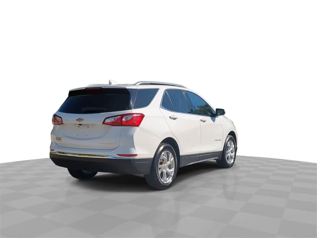Thumbnail: 2021 Chevrolet Equinox - 8