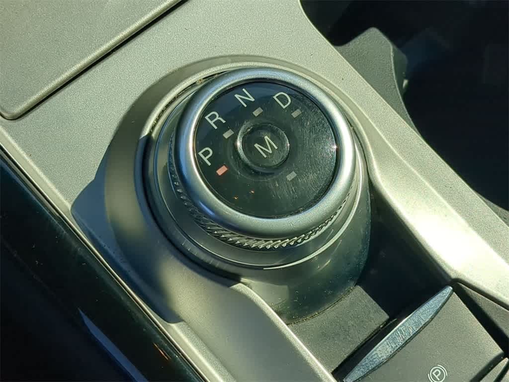 Thumbnail: 2021 Ford Explorer - 32