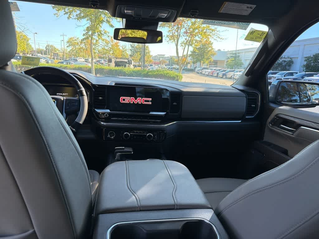 Thumbnail: 2023 GMC Sierra 1500 - 12